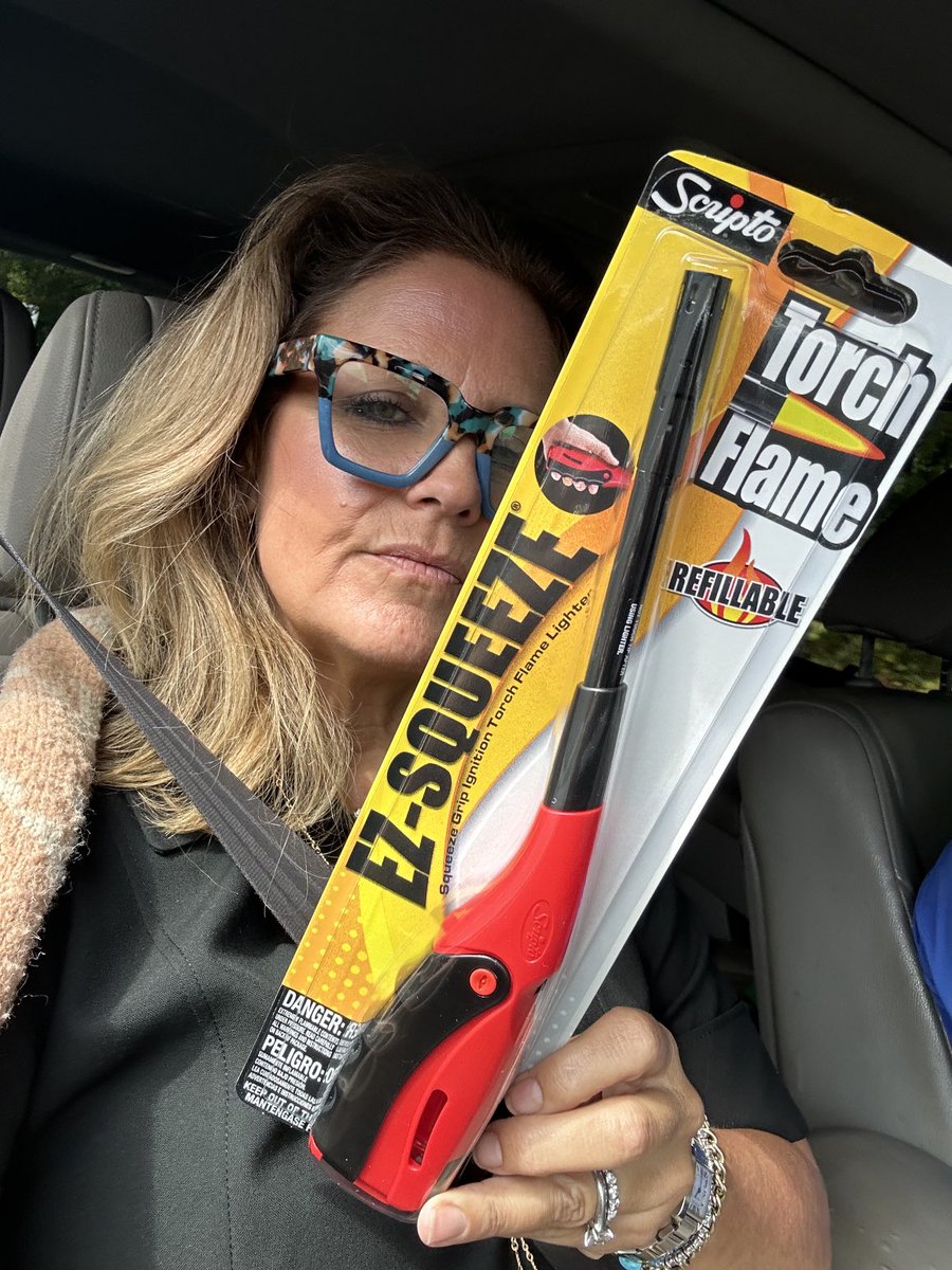 mcharlesworth7's tweet image. So I just got this at Bunchers Hardware in Millburn! Good item? I didn’t think the other ones were so hard to squeeze. Hmm. Kinda like the grippers on toothbrushes.  Anyone suffer the  indignity of a toothbrush flying out of their hand? Is that really an issue? #torchflame