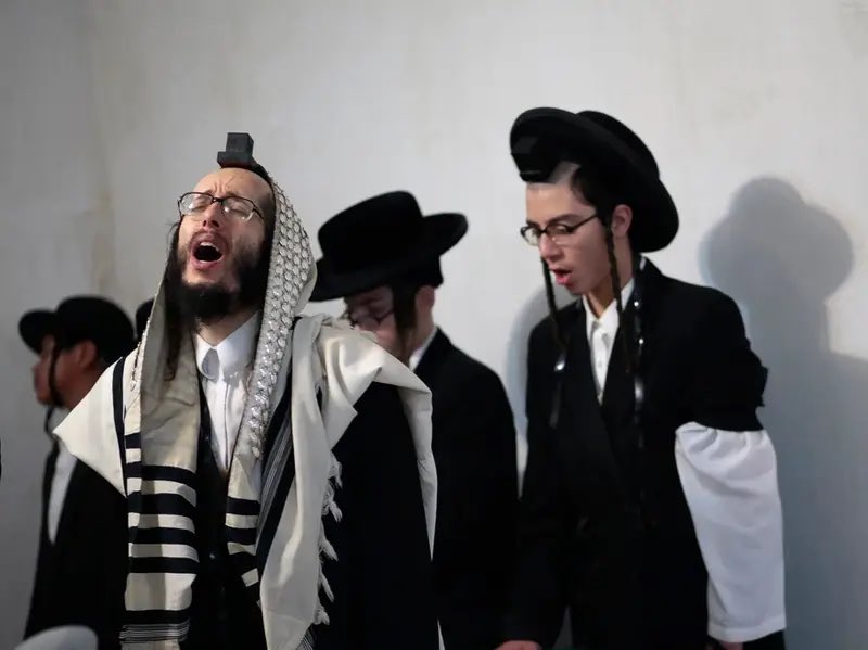 قدرنا كسعوديين ان بلدنا جات بين اخبث شعوب الأرض #اسرائيل و #ايران واذنابها .
ودك تشيل ايران وتحط مكانها النرويج واسرائيل مكانها فنلندا والعراق مكانها اليابان واليمن  نحط مكانها اوكرانيا

ياسلام على شغلي