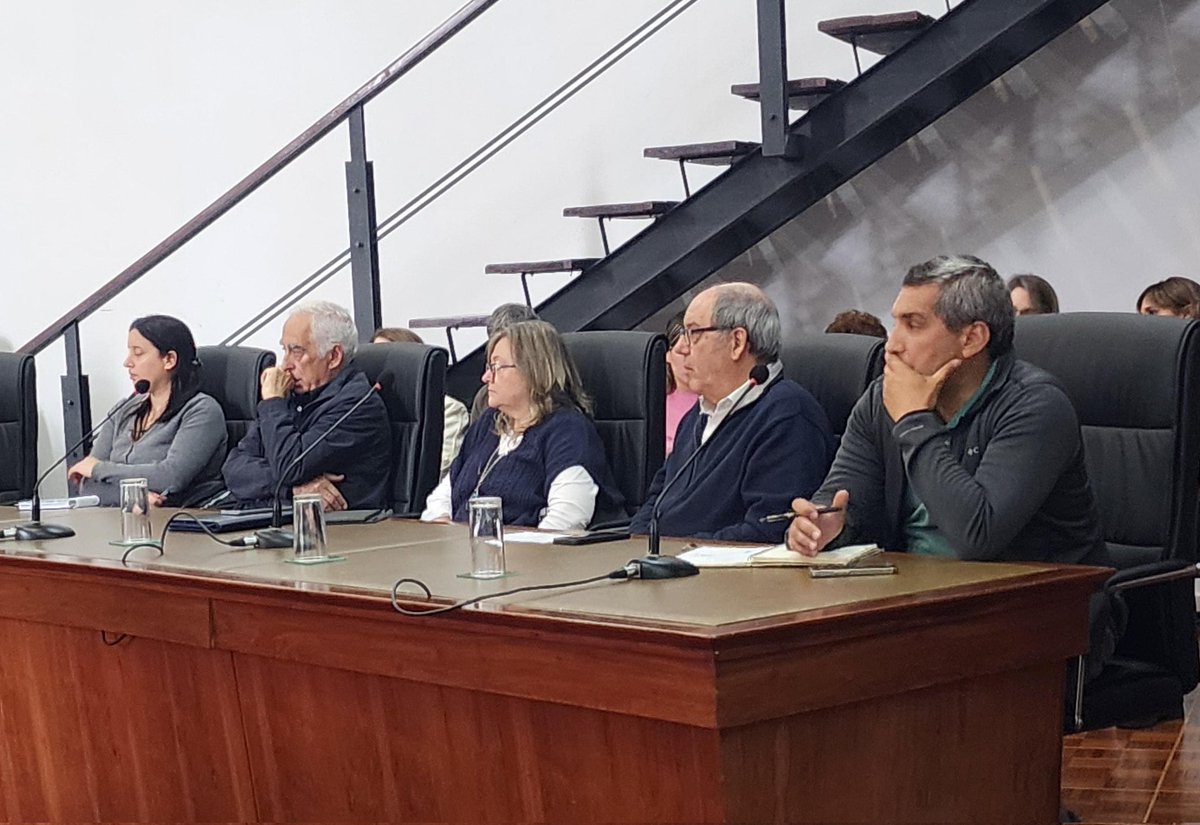 cintendentesuy's tweet photo. La secretaria ejecutiva @MacarenaRubioF junto a la comisión de seguimiento del #Runaev son los responsables de informar a los presentes cuáles son los pasos que se han dado hasta el momento para lograr la implementación de este registro, el cuál iniciará el 🗓️14/10 https://t.co/do1gZYYwIc