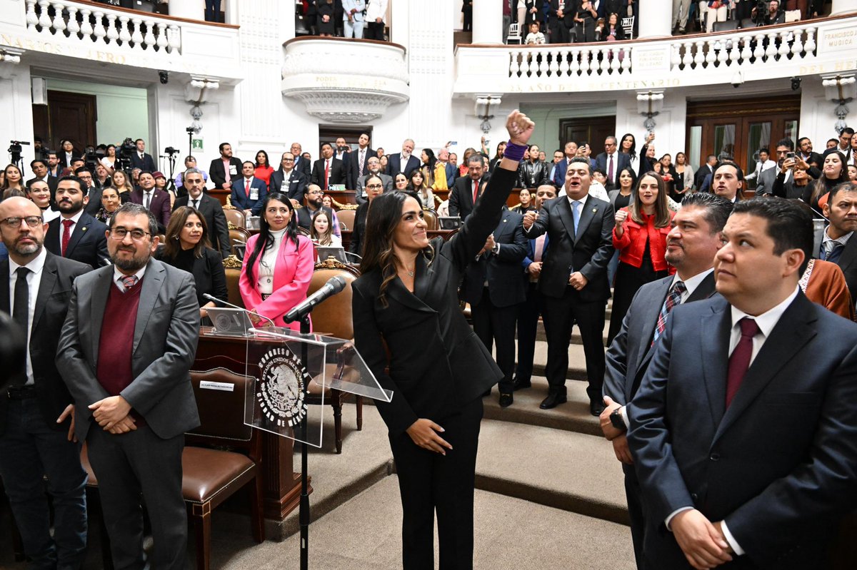 Este es el triunfo de todas y todos los vecinos de Cuauhtémoc. En el corazón de México, manda el pueblo y las servidoras públicas cumplimos. 

No permitas que te digan nunca, que tus sueños son imposibles, nada es imposible cuando luchas por la justicia con todas tus fuerzas.