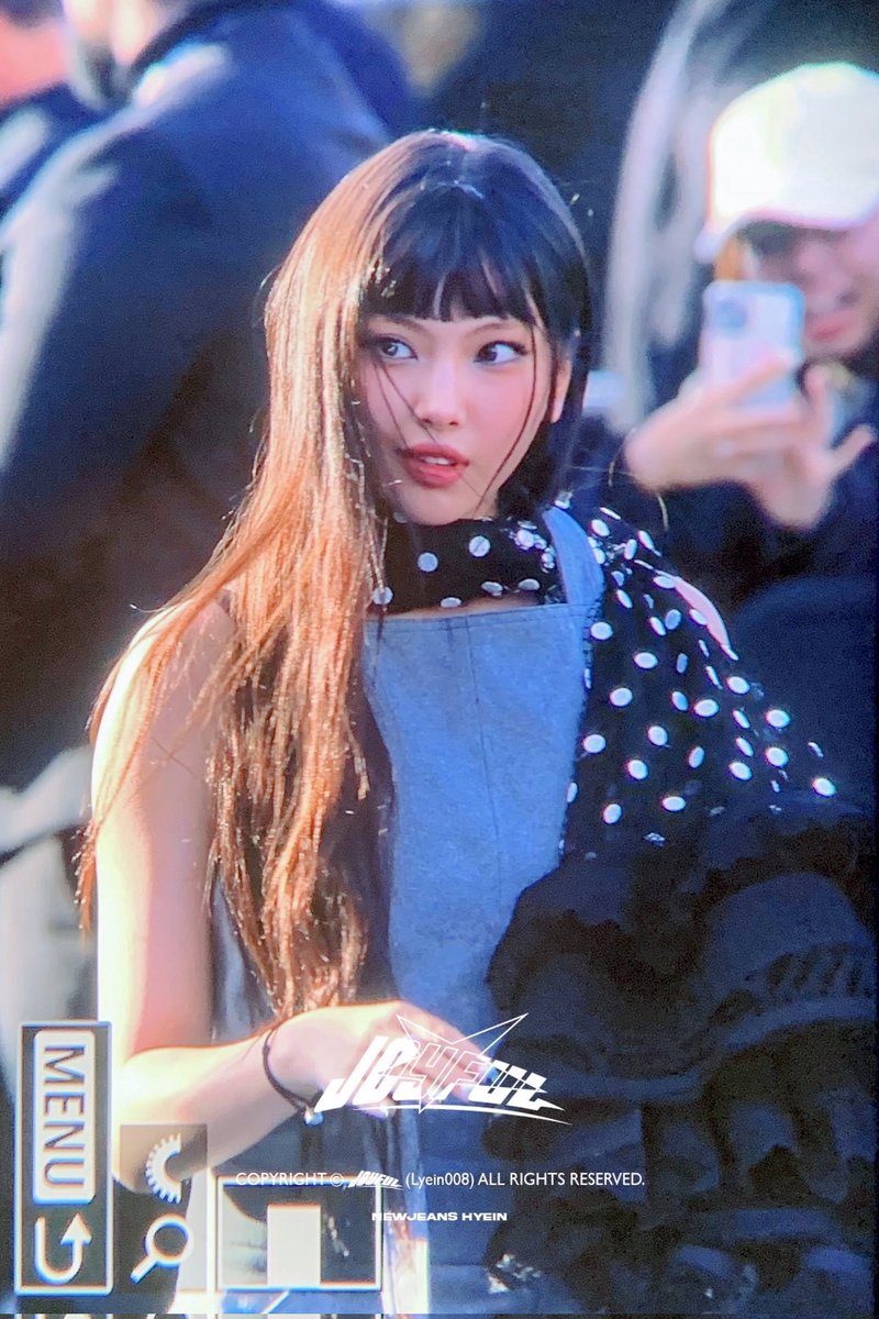 nayeonsditto's tweet image. LOUIS VUITTON MUSE HYEIN  
#HYEINxLouisVuitton #LVSS25       @LouisVuitton 
#towards