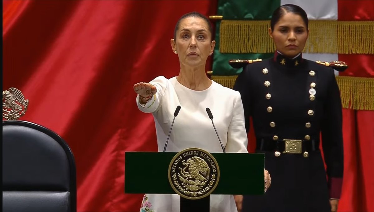 Citli_eli21's tweet photo. Más allá del partido político, me siento feliz de ser parte de este momento histórico, la primera presidenta de México  ✨️ https://t.co/13r7DgruUb