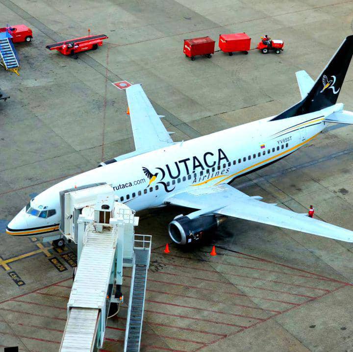 URGE activar el vuelo Boa Vista / Puerto Ordaz .
<a href="/NicolasMaduro/">Nicolás Maduro</a> <a href="/delcyrodriguezv/">Delcy Rodríguez</a> @rvaraguayan <a href="/rutaca_airlines/">Rutaca Airlines</a> <a href="/RutacaAirlines/">Rutaca Airlines</a> <a href="/reggaecaribe/">Arturo Rodriguez</a> <a href="/leticiagomezve/">Leticia Gómez</a> <a href="/Minturvzla/">Mintur/Motor Turismo</a>