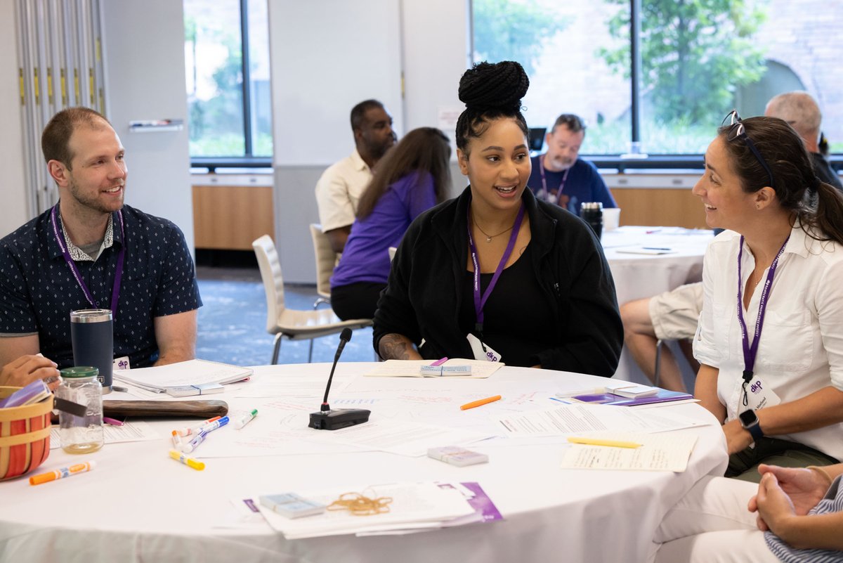 DKPHarvard's tweet image. 🎉We&apos;re thrilled to announce a grant opportunity to support MA schools implementing our 8th-grade civics curriculum &quot;Civic Engagement in Our Democracy&quot; starting in 2025-26! The program offers professional development &amp;amp; implementation support. 
➡️Apply now: bit.ly/3Y5Sh7N