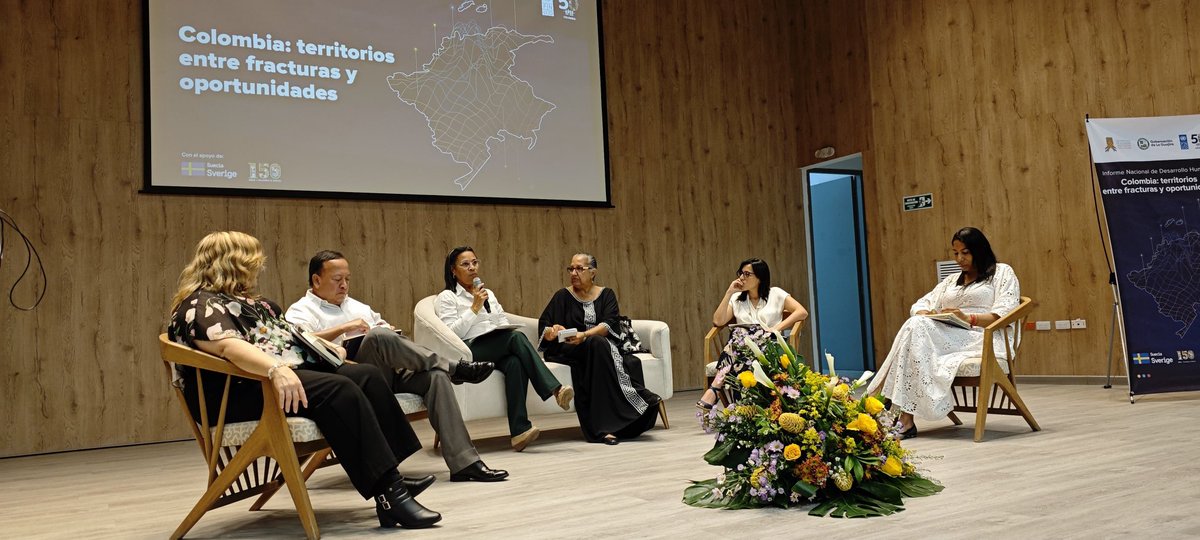 PNUD Colombia (@pnudcolombia) on Twitter photo La presentación del #INDH2024 permitió la reflexión de diferentes actores entre los que se destacaron <a href="/AstridCaceresC/">Astrid Cáceres</a> <a href="/ICBFColombia/">Bienestar Familiar | ICBF</a>, el antropólogo de la cultura Wayuú <a href="/yorija/">Weildler Guerra Curvelo</a>, Karina Blanco <a href="/AES_Colombia/">AES Colombia</a>, Hilda Lubo <a href="/ccguajira/">Cámara de Comercio de La Guajira</a> e Indira Atencio, liderado por <a href="/BETTYPERIODISTA/">BETTY MARTINEZ</a> La presentación del #INDH2024 permitió la reflexión de diferentes actores entre los que se destacaron <a href="/AstridCaceresC/">Astrid Cáceres</a> <a href="/ICBFColombia/">Bienestar Familiar | ICBF</a>, el antropólogo de la cultura Wayuú <a href="/yorija/">Weildler Guerra Curvelo</a>, Karina Blanco <a href="/AES_Colombia/">AES Colombia</a>, Hilda Lubo <a href="/ccguajira/">Cámara de Comercio de La Guajira</a> e Indira Atencio, liderado por <a href="/BETTYPERIODISTA/">BETTY MARTINEZ</a>