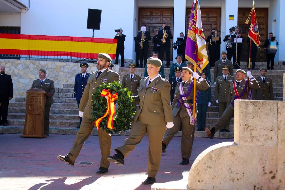 FUTER_ET's tweet image. El Regimiento de Guerra Electrónica N° 31 #REW31 del  #MATRANS, ha realizado un acto solemne de homenaje a la Bandera en Valera de Abajo, #Cuenca. 
#SOMOS TU EJÉRCITO