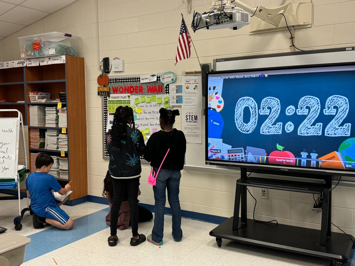 Fostering collaborative math learning in 5th grade! Students worked together during a math gallery walk, sharing problem-solving strategies and gaining new insights from their peers. #STEM <a href="/PCS_STEM/">PCS_STEM</a> <a href="/PCS_AVID/">Jessica A</a>