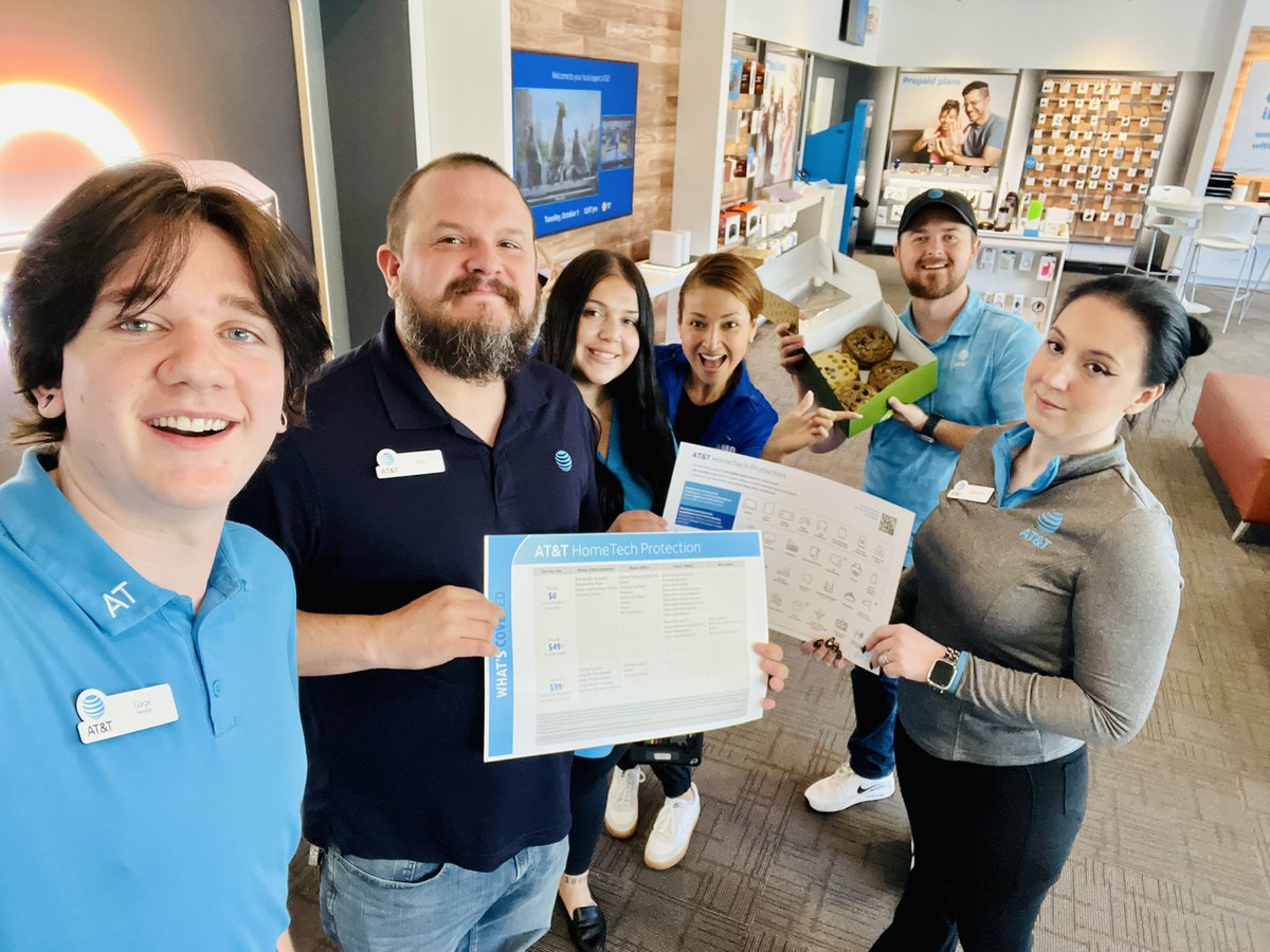 The KAMO CHIPPEWA team is 🔥
They finished SEPT above🔝 PAR goal and #1 in HTP 👏👏👏

Team Best Practices 👉 Understand &amp; Educate yourself on the product, build value and offer.  💙