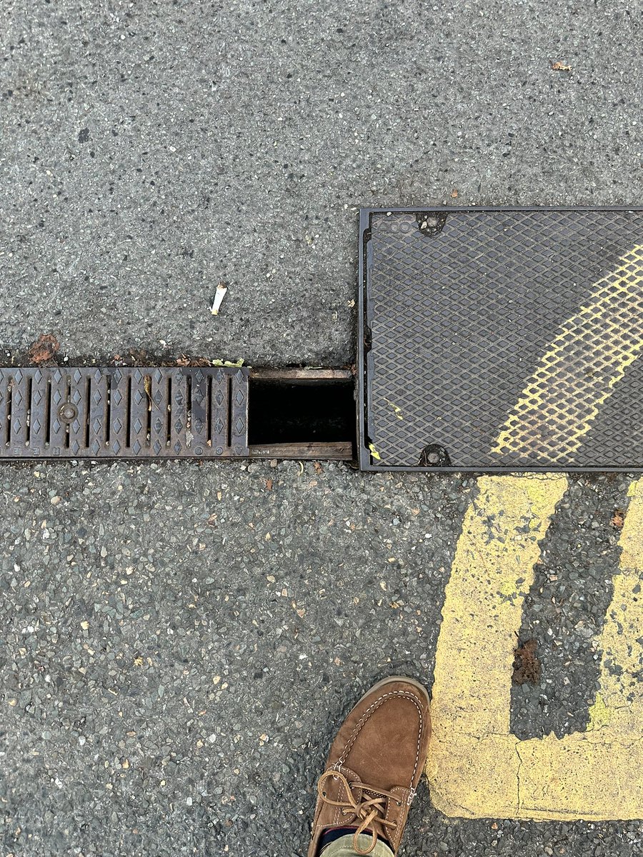93jonners's tweet photo. @Morrisons Your car park in Plymouth (Outland Road) has had a nasty hole for a number of weeks. I reported it to your security guard over a week ago and still nothing has been done about it. This is a clear danger to your customers. I can send this to the HSE if you like? https://t.co/JEI1pGKyqz