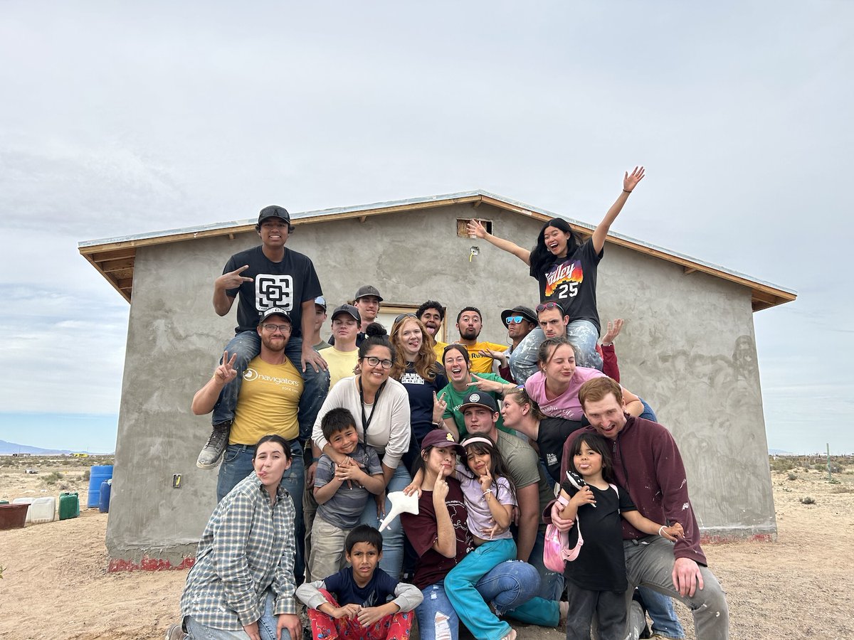 1MISSION tweet media