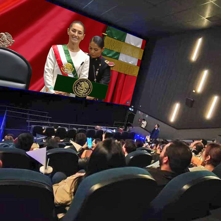Mientras tanto en <a href="/Cinepolis/">Cinépolis</a> 😅 #TomaDeProtesta