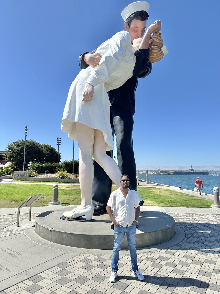 MacMeghji's tweet photo. World war II, The battle of Midway #The ship that won the war#sandiego #midwaymuseum https://t.co/QKYCP2cJke