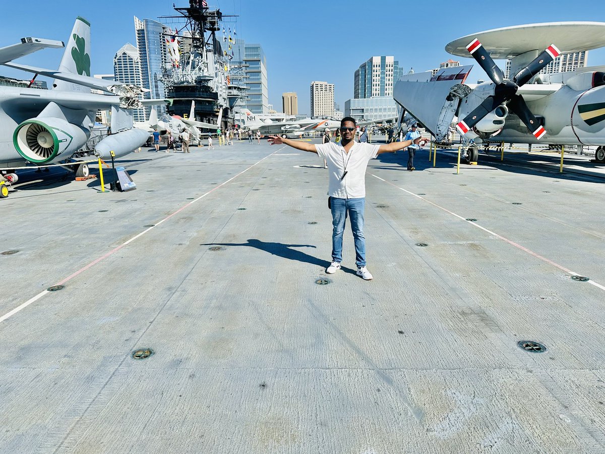 MacMeghji's tweet photo. World war II, The battle of Midway #The ship that won the war#sandiego #midwaymuseum https://t.co/QKYCP2cJke