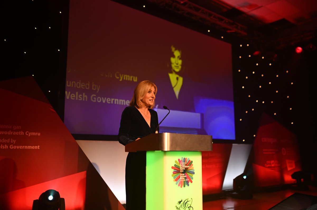 socialbizwales's tweet photo. And we’re off! 🎉 The incredible @sianlloydnews opens the #SBWAwards24 ceremony.  

Who’s excited to see this year’s winners? 🙌 https://t.co/6wa07Aqpgp