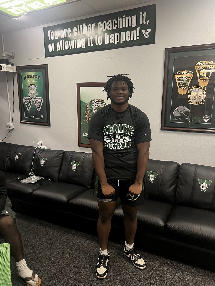 John Peacock (@john_p34) on Twitter photo 33rd member of the 300# club <a href="/cee4ou/">Aaron Campbell</a> #WESTRONG #BIGBOYFOOTBALL #ITSJUSTDIFFERENTHERE 33rd member of the 300# club <a href="/cee4ou/">Aaron Campbell</a> #WESTRONG #BIGBOYFOOTBALL #ITSJUSTDIFFERENTHERE