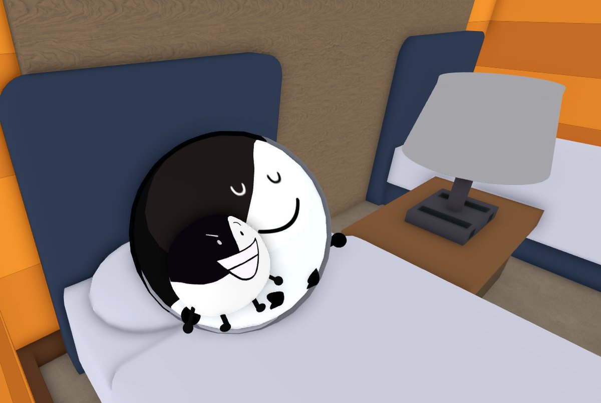 oscillza's tweet photo. Roblox.. with @I_am_n_o_t_Ok https://t.co/wHwSbSia6v