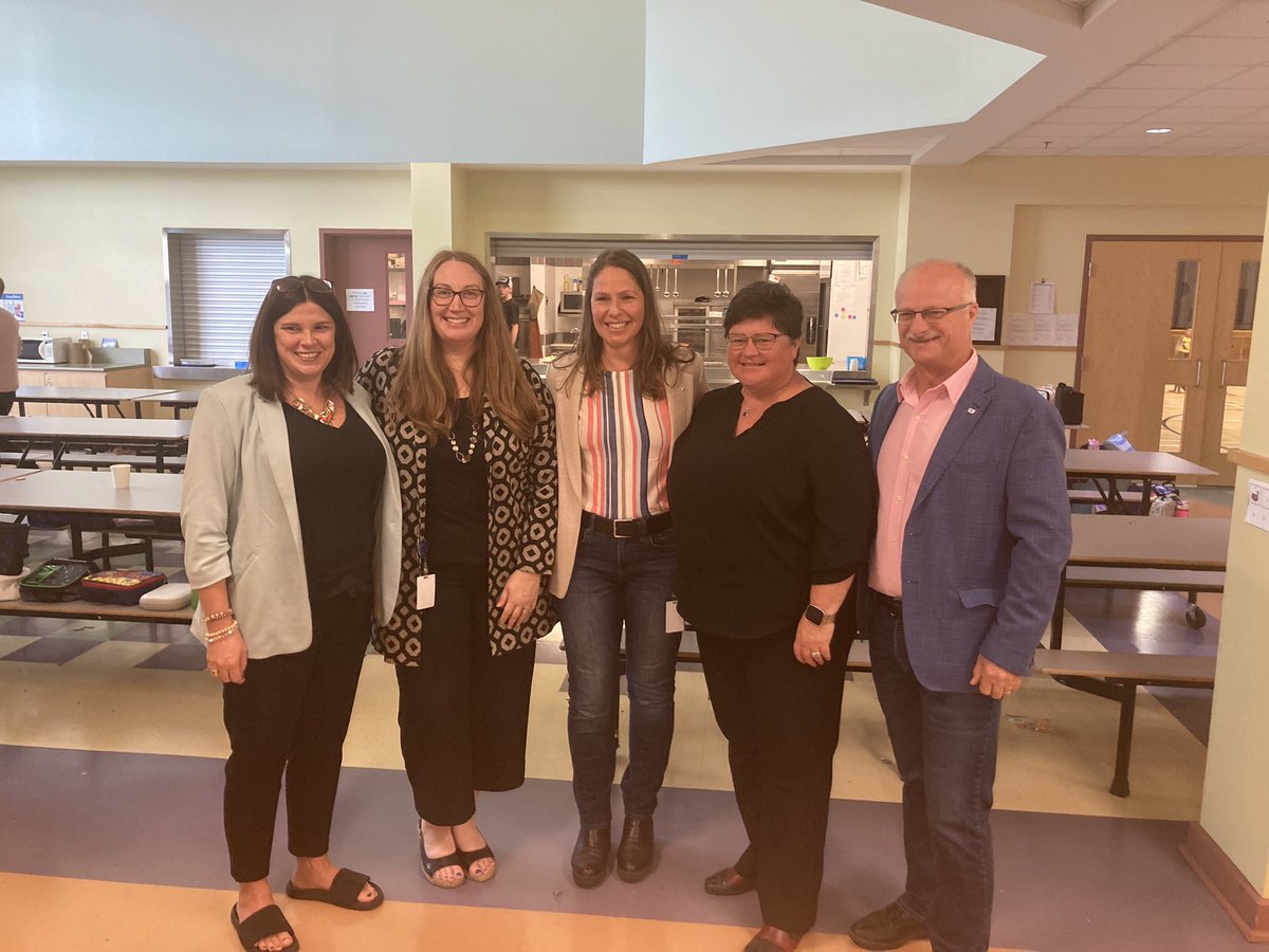 Today was the roll out of the new provincial lunch program.  We were thrilled to have Minister of Education Becky Druhan and MLA John White join us for lunch. <a href="/CBVRCE_NS/">CB-VRCE_NS</a> <a href="/nsgov/">Nova Scotia Gov.</a>