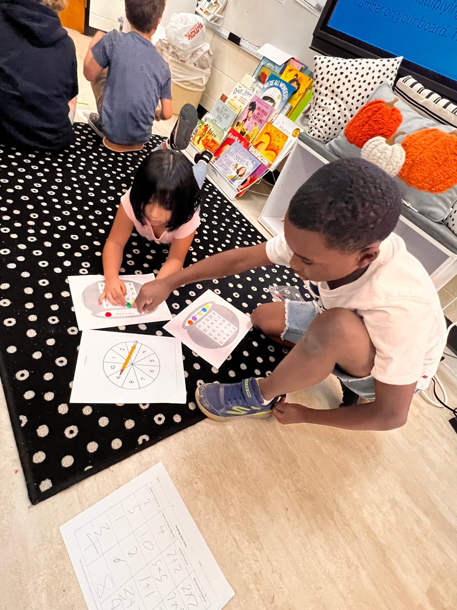 Mrs. Gulin tweet media