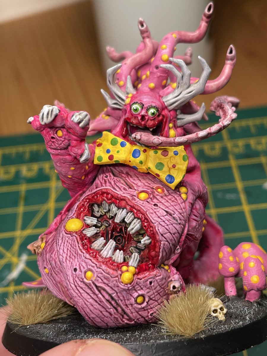 CaseyExplosion's tweet photo. Googled Warhammer Mr Blobby and I wasn't disappointed https://t.co/leOCuja0Fp https://t.co/sjpvF7thlW