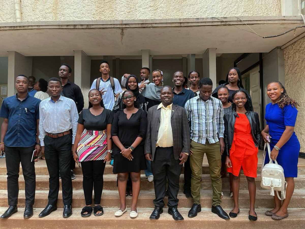 Mercy Grace K (@kyomuhendomercy) on Twitter photo October started off on a good note with an insightful lecture about media monitoring by <a href="/gbusinge/">Gerald Businge</a> earlier today.
Discussions rotated around the use of AI in media monitoring, the KPIs communications professionals can use in their work. October started off on a good note with an insightful lecture about media monitoring by <a href="/gbusinge/">Gerald Businge</a> earlier today.
Discussions rotated around the use of AI in media monitoring, the KPIs communications professionals can use in their work.