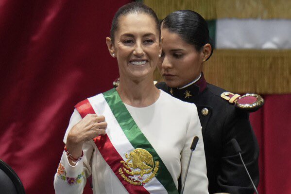 Inicia una nueva etapa para México en la que hay que desear lo mejor a la nueva administración y a nuestro querido país. 

Que las palabras y buenas intenciones de CS se vuelvan realidad. 

No se ustedes, pero qué orgullo se siente ver a la primer mujer Presidenta de México.