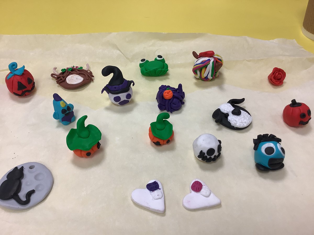 Pencoed Primary (@pencoedprimary) on Twitter photo Thank you Jo for facilitating an enjoyable morning in the âSunshine Clubâ for our Parents/Carers. They enjoyed meeting other family members over a coffee and cake whilst creating their own Autumnal masterpieces!! <a href="/WG_Education/">Welsh Government Education</a> <a href="/BridgendCBC/">Bridgend CB Council</a> #involvingfamilies Thank you Jo for facilitating an enjoyable morning in the âSunshine Clubâ for our Parents/Carers. They enjoyed meeting other family members over a coffee and cake whilst creating their own Autumnal masterpieces!! <a href="/WG_Education/">Welsh Government Education</a> <a href="/BridgendCBC/">Bridgend CB Council</a> #involvingfamilies
