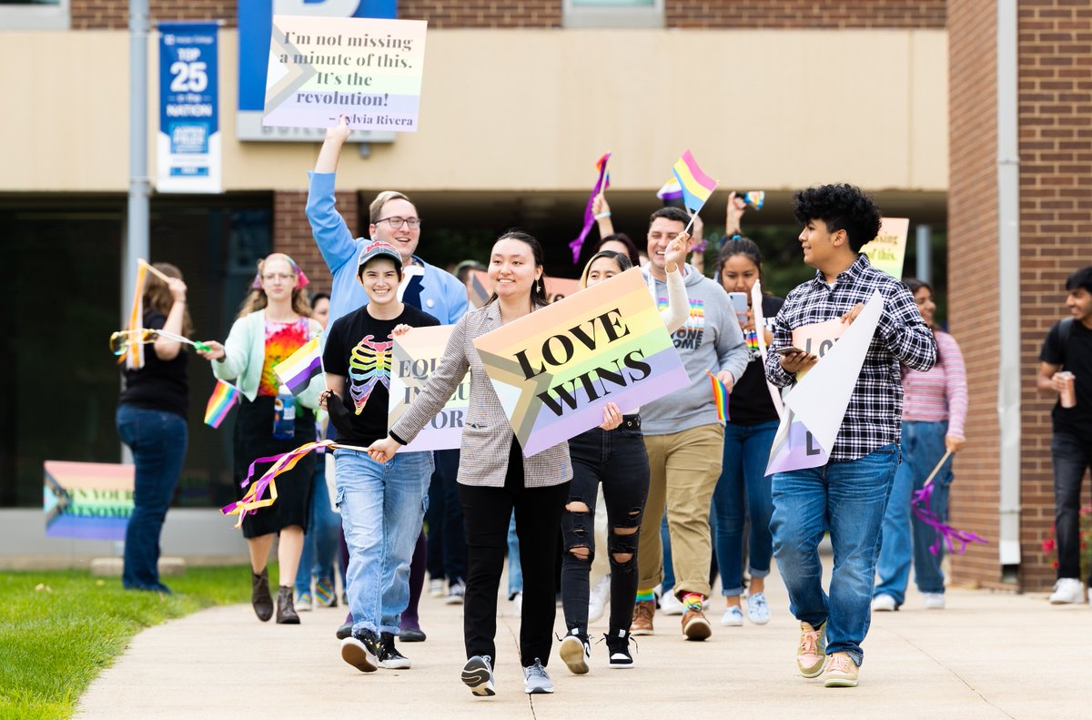 Harper College tweet media