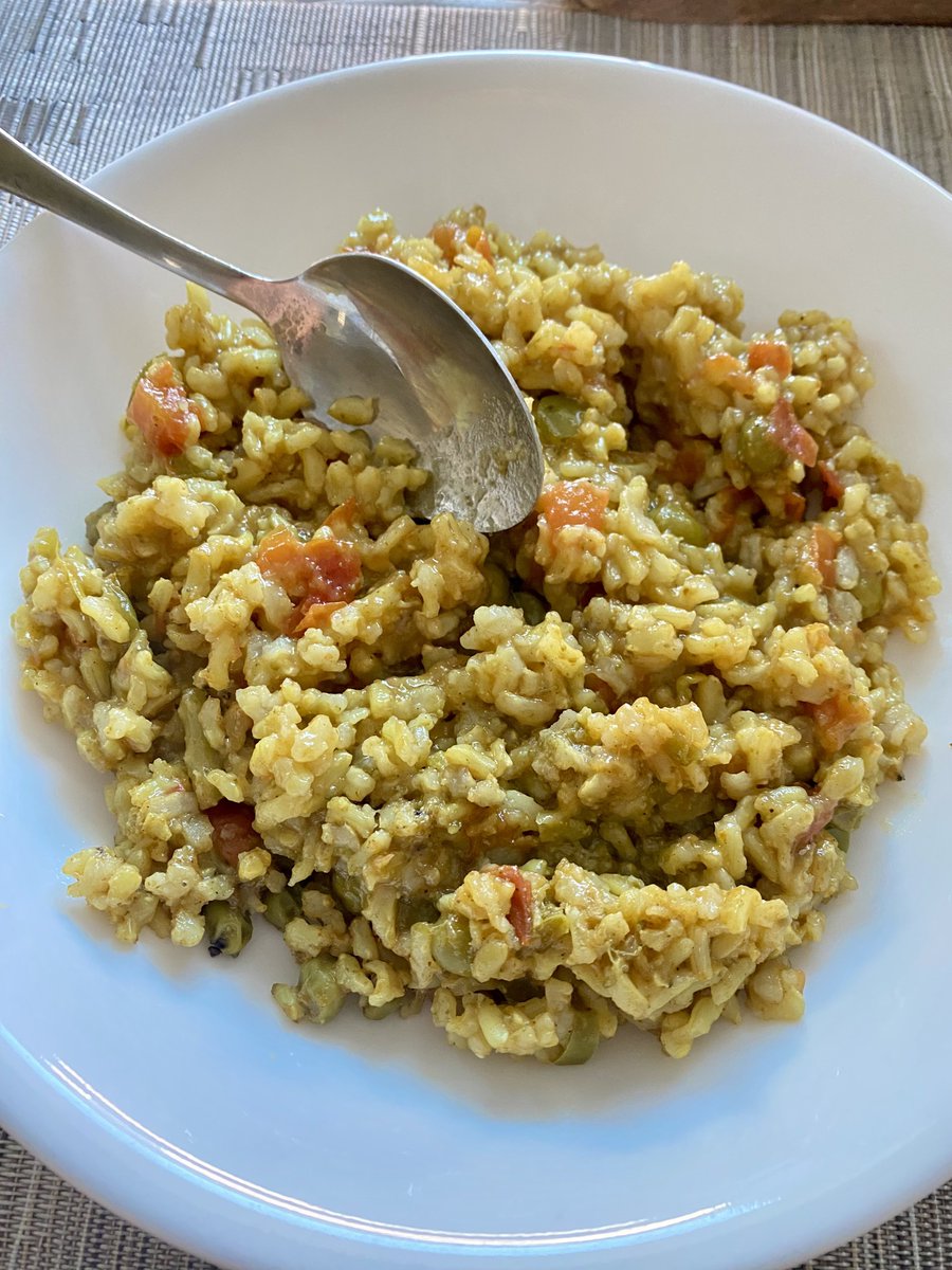 desiinpardes's tweet image. Maggi masala rice.
It’s everything maggi but noodles are replace by brown rice.
#icook