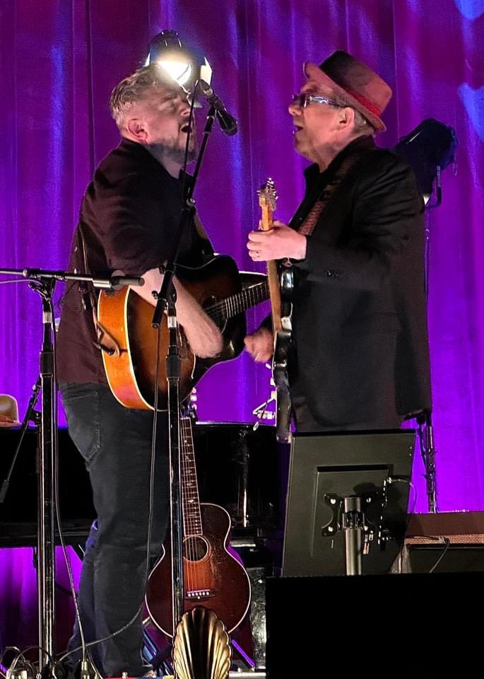 Join my mailing list ronanmacmanus.fans

Hi everyone, as some of you may know I have a new album on the way called “Storyteller”.
I am creating a community around my music, to join my mailing list please click the link above