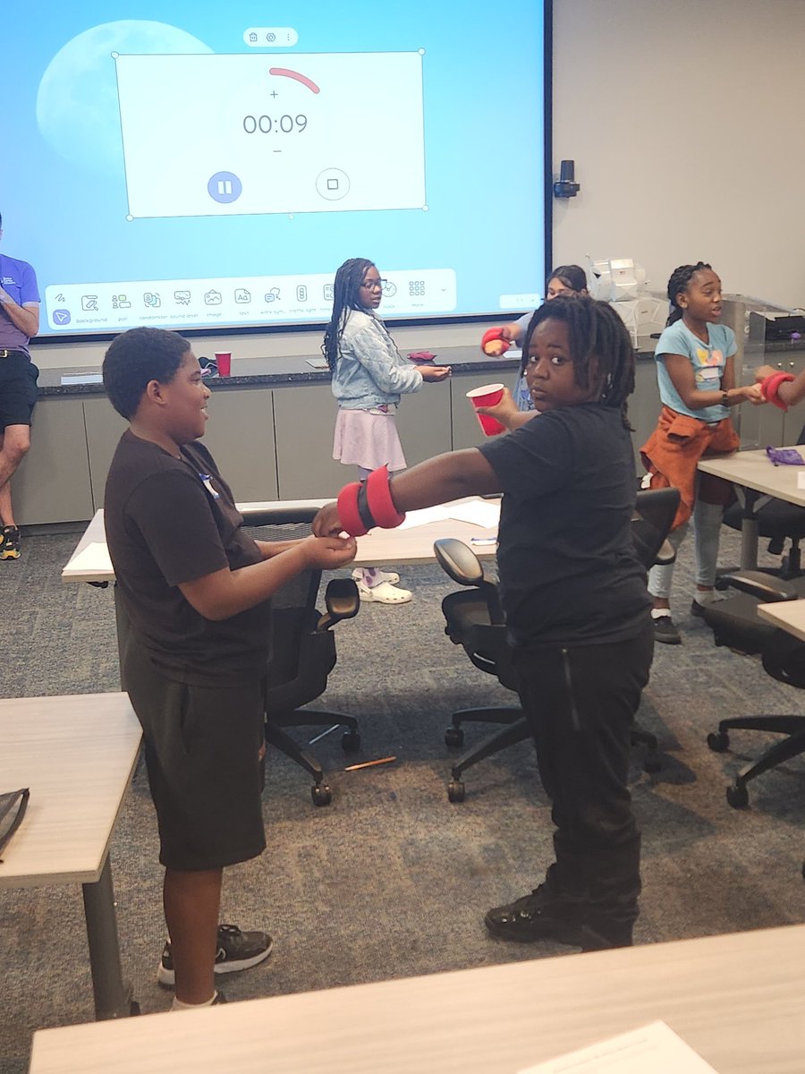 Simms Elementary Panthers tweet media