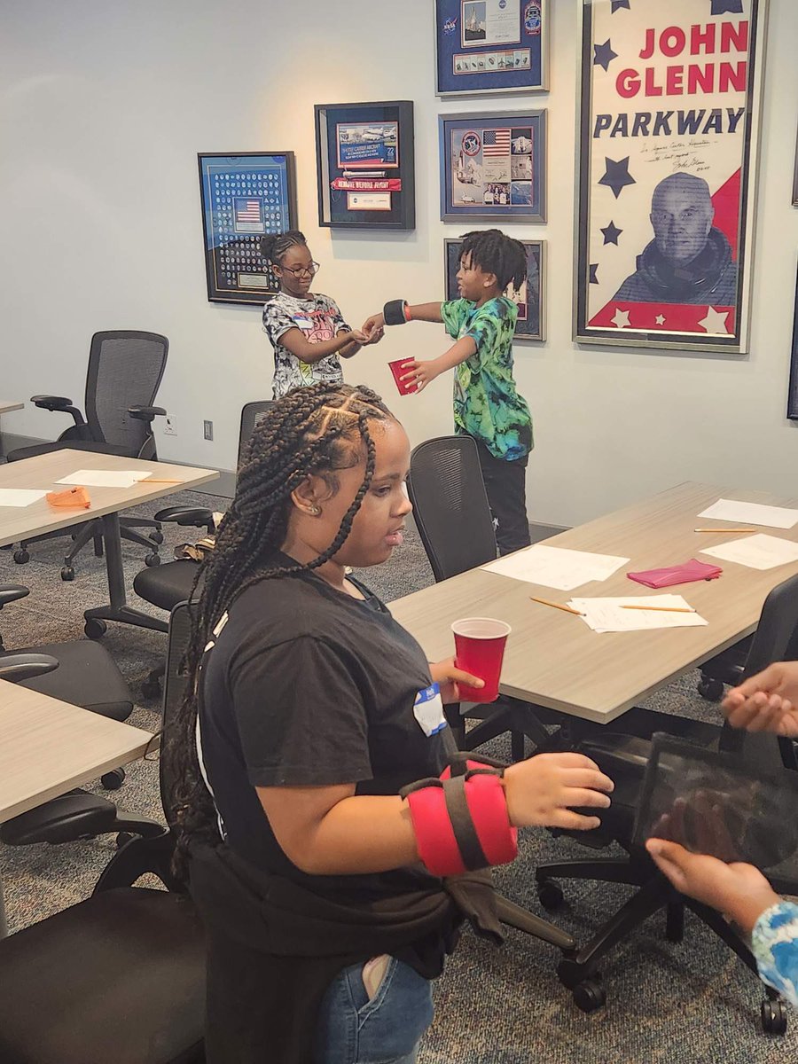 Simms Elementary Panthers tweet media