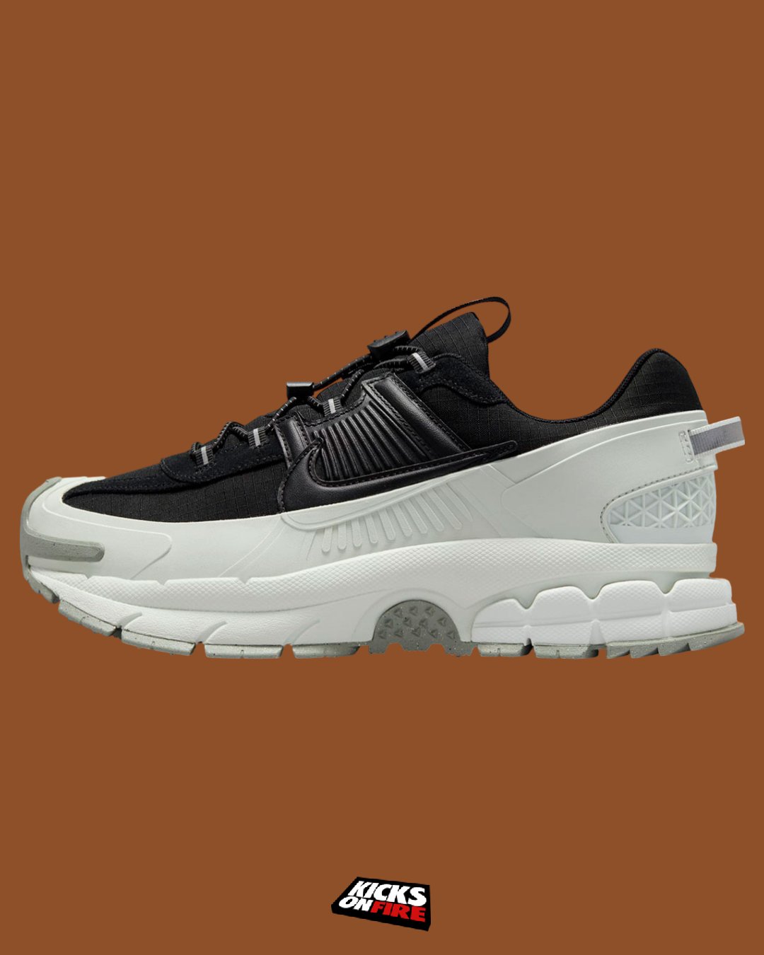 ★NIKE★ Zoom Vomero Rom M Blacklight Silver Jade Horizon Bl MENS NIKE ZOOM VOMERO ROAM (BLACK/LIGHT SILVER/JADE HORIZON)