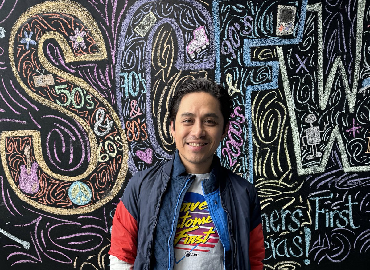 Frankie T (@franct_t) on Twitter photo Continuing with the #time-travel, #time #travel it took time to the #80s #90s! <a href="/ATT/">AT&T</a> trough the eras #theeras #SCFW #SCFW2025 <a href="/CollectionsMX/">CollectionsMX</a> <a href="/LifeAtATT/">Life at AT&T</a> Continuing with the #time-travel, #time #travel it took time to the #80s #90s! <a href="/ATT/">AT&T</a> trough the eras #theeras #SCFW #SCFW2025 <a href="/CollectionsMX/">CollectionsMX</a> <a href="/LifeAtATT/">Life at AT&T</a>