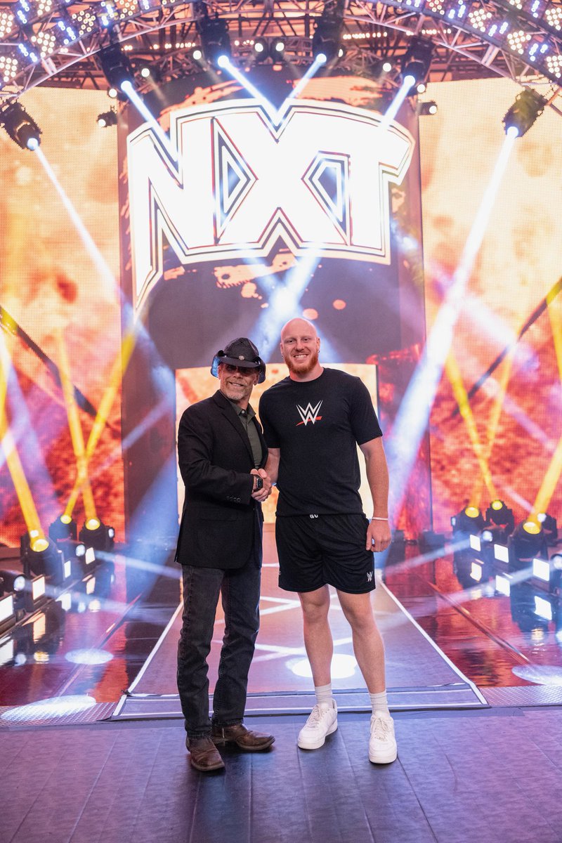 Drako Knox (@drakowwe) on Twitter photo Next time you see me shaking <a href="/ShawnMichaels/">Shawn Michaels</a> hand Imma have gold around my waist best believe that ๐ Next time you see me shaking <a href="/ShawnMichaels/">Shawn Michaels</a> hand Imma have gold around my waist best believe that ๐