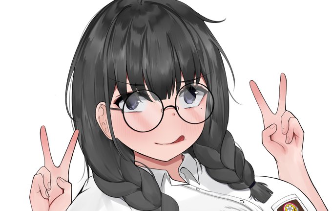 Starting this month, I'm moving to Japan for a few months/years.

Commissions will be a little late because of this month but I'll try to prioritize first
I will still open booth at Comifuro, I hope you all can come ^^ 