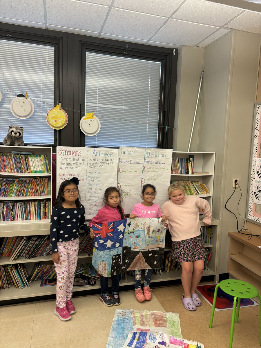 Ss worked so hard creating their continent bumper stickers! Today, they got to teach the rest of the class about their continent! 🌎 <a href="/RobertHunterES/">Robert Hunter</a>