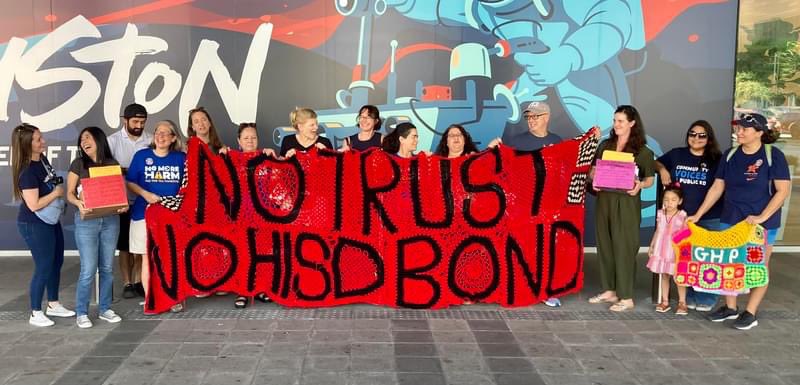 HoustonCVPE's tweet photo. Delivered 2,000 letters urging Greater Houston Partnership to vote NO on HISD Bond Props A &amp; B. GHP locked elevators &amp; stopped us in the lobby—what are they afraid of? Concerned parents? Democracy? #NoTrustNoBond #NoTrustNoHISDBond https://t.co/RlqwN9zpAe
