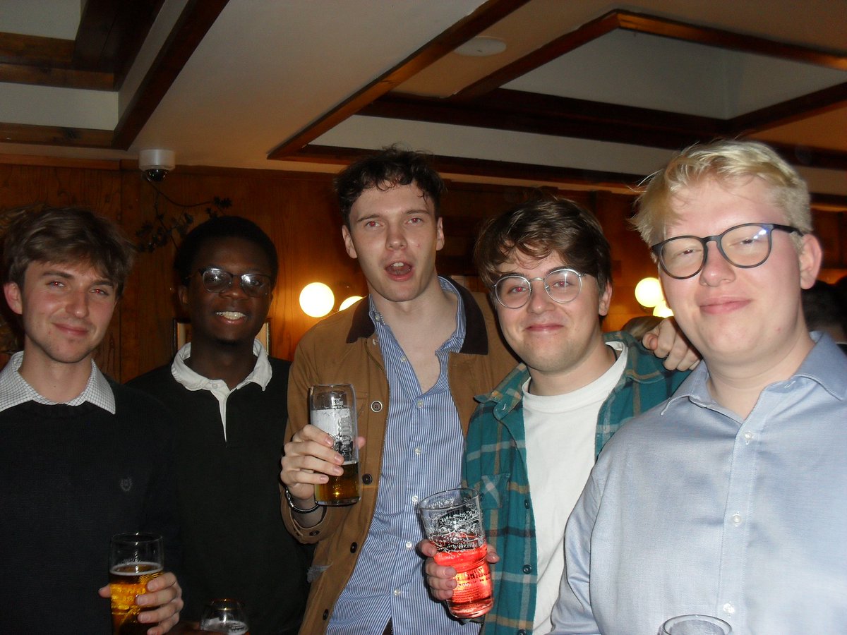 A few highlights from our dress like a tory pub crawl! Thanks to everyone who came 🌹