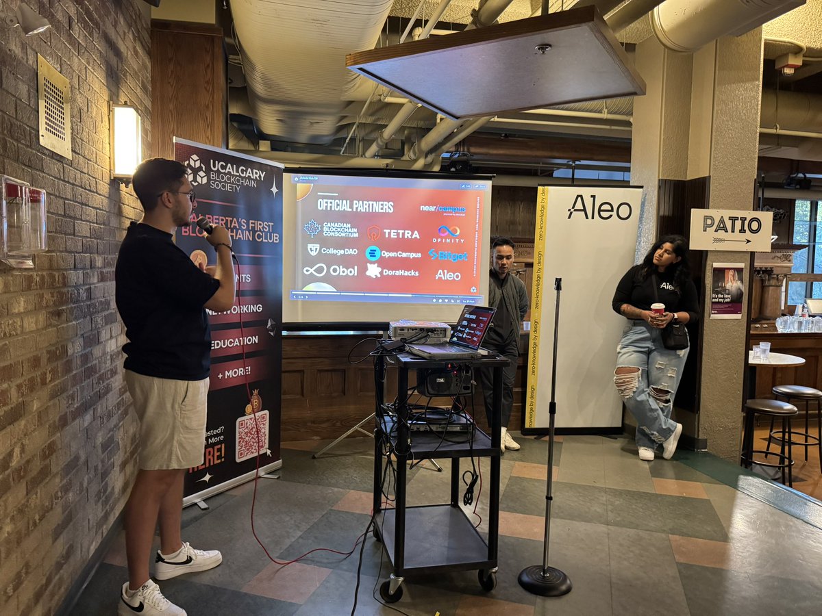 UofCBlockchain's tweet photo. 🎉 ZkSocial Recap! 🎉
What an amazing start to the new academic year with 100+ attendees. 🙌 🚀
Big thanks to @selcukemiravci and @AleoHQ for the presentation, and a huge shoutout to @AleoHQ and @bitgetglobal for sponsoring!
#UCBS #ZkSocial #Aleo #Bitget https://t.co/CygP2B7IbE