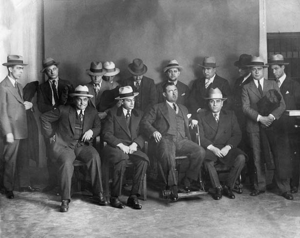 timecaptales's tweet photo. In the days before to the rise of the FBI, it was common to find entire towns in the United States that acted as safe havens for various criminals, bank robbers & gangsters that were wanted in other parts of the country.

One famous example of this being St. Paul, Minnesota, which operated on the principle that as long as you’re not committing crimes WITHIN the city, you were allowed to spend your time & loot there while you wait for the heat to die down back where you committed your original crime.

It was under this rule when multiple infamous figures from the era, including John Dillinger, Al Capone, Baby Face Nelson, & Ma Barker and her sons all went live in the town at one point or another.

The source of this odd arrangement came about by the  "The O'Connor Layover Agreement”, a layover from the early 20th century police chief John J. O’Connor's plan to have detectives placed at the Union Depot and send anyone they deemed to be a potential criminal out of town in order to keep crime rates down.

The system proved to be popular amongst residents who quickly saw it was open to corruption, as residents would vouch for out-of-towners they insisted were good guys which naturally led to all out bribery as cops were paid by crooks on arrival to enter the city.

While crime rates within St Paul remained low, the Agreement was tolerated, but unsurprisingly, the arrangement that began with police corruption was eventually brought to a close with police corruption. It was revealed that one time Police Chief Thomas Brown had actually participated in the kidnapping of a local brewer in 1933 and a St Paul banker in 1934.

Eventually, with the growth of interstate law enforcement, cities that ended up becoming heavily intertwined with crime became less common, but didn’t entirely vanish. For example, Ohio’s Youngstown was heavily entrenched by the Mob from the 1930s, but unlike St. Paul’s relative peace, Youngstown became known as Crimetown, USA or Bombtown due to the spike in assassinations & bombings in the 60s and 70s.