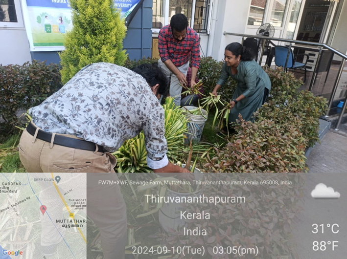 The officials of the Regional Centre Trivandrumvconducted a cleanliness drive both with in the Regional Centre and also in its vicinity as part of "Swachata hi Sewa" Campaign. Substantial amount of waste were evacuated and the area were rendered clean and habitable.