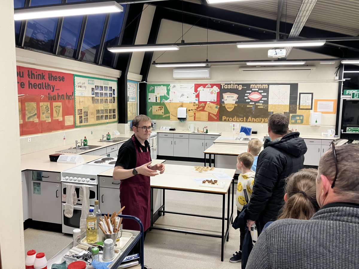 kesacademy's tweet image. Open Evening 2024
Thanks All for coming, a great insight into our wonderful Academy 👍
#thanksforcoming