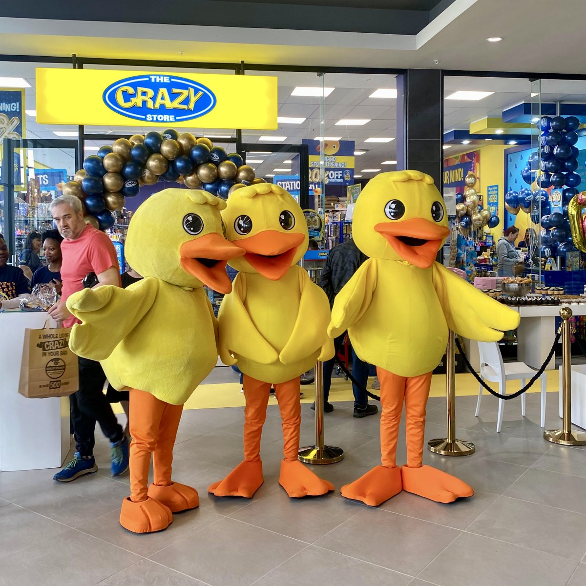 expressoshow's tweet image. It's cause for celebration! @TheCrazyStore opened their 500th store! 🥳🎉 

With something for the whole family, you can find a branch on almost every corner.  From South Africa, Namibia, Botswana and Eswatini! #ExpressoShow