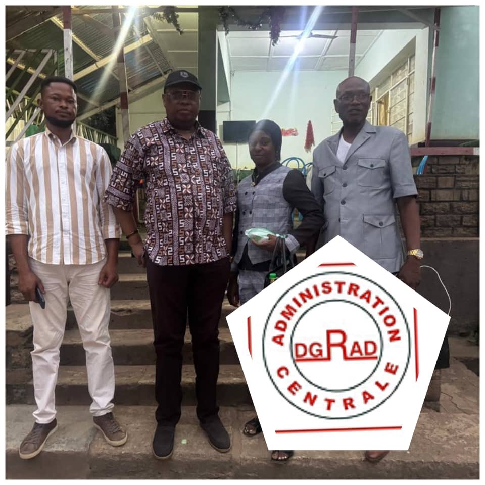 cmpt_banza's tweet image. #RDC 
#Yoka #BISO 
#DGRAD avec JC Banza @JeanClaudeBanz7 

Tous derrière le chef de l’État et Son Excellence @LikundeR 

@Presidence_RDC @MuadiLaeticia @Bibishe6 @Bev_TSHIMINYI @pmgalance @KamwangaSo64740 @Belange028