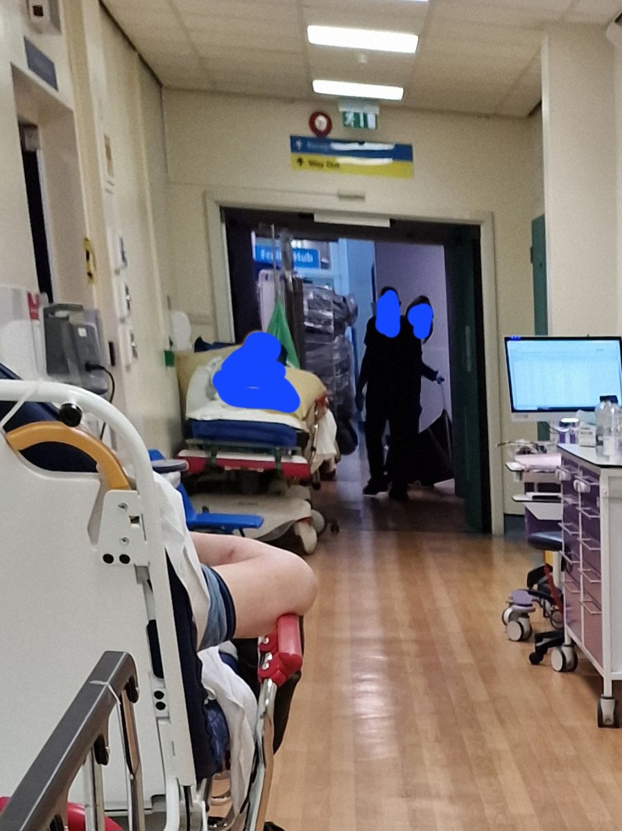 This is where my 89yr old father is going to be spending the night @epsom_sthelier St Helier Hospital. No beds. No staff. Sleeping in a corridor. <a href="/LukeTaylorLD/">Luke Taylor MP</a>. Disgusting.