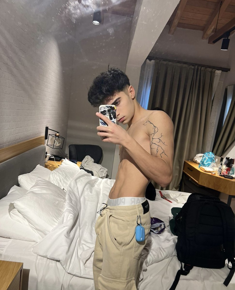 Turkishtwnk's tweet photo. Rt+Like or comment for more 😋 https://t.co/iBLl7VoQaY