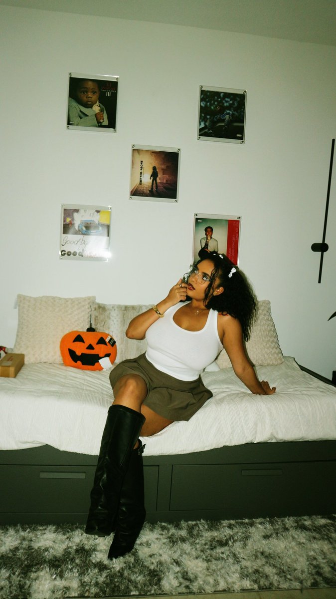 x0lilah's tweet photo. Way2sexy https://t.co/9cqfOJl6Lc
