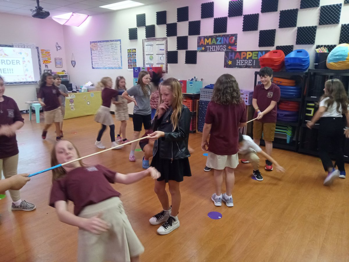Everybody LIMBO! In 4th Grade music today, we learned about Calypso and sang a Limbo call and responce song. Then we had a Limbo dance off! #makingmusicfun <a href="/IvyHawnSuhr/">Ivy Hawn Principal</a> <a href="/PrycelessAP/">Alicia Pryce</a>