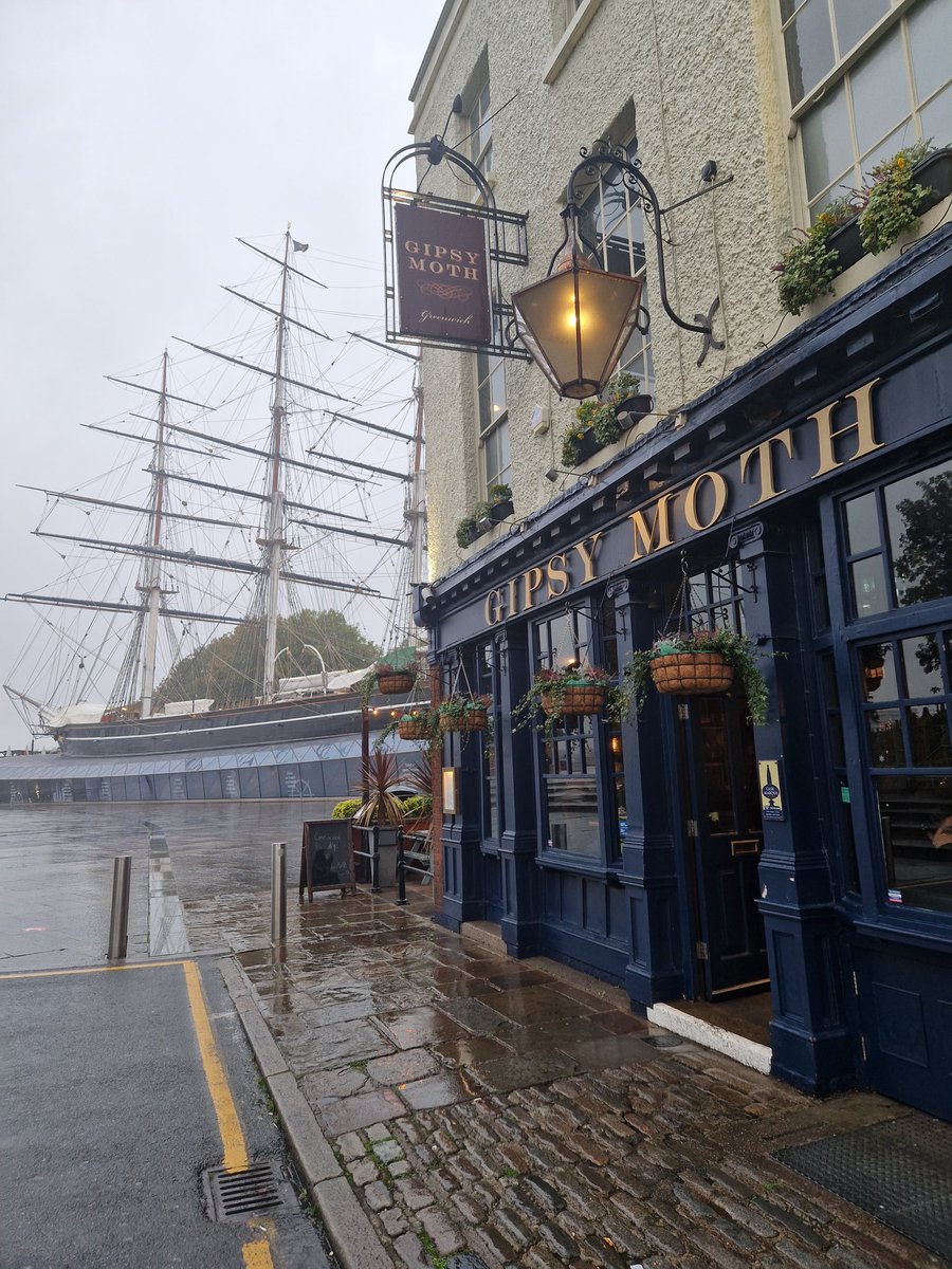 design_brothers's tweet photo. It's a bit of a wet and miserable day, but it's never too miserable for meetings in Greenwich.
#seoservices #seomarketing #seo #agency #seogreenwich #seoagencyuk #seoservice #seouk #webdesignlondon #greenwichbusiness #realseo #greenwich #gipsymoth #cuttysark #businessgreenwich https://t.co/61Khe8z4rt