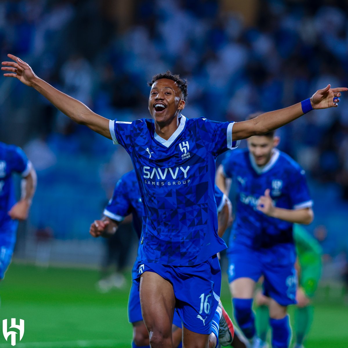Alhilal_EN's tweet photo. Throwback to 2021 final 💙🤩 https://t.co/iHdoIruXQ8